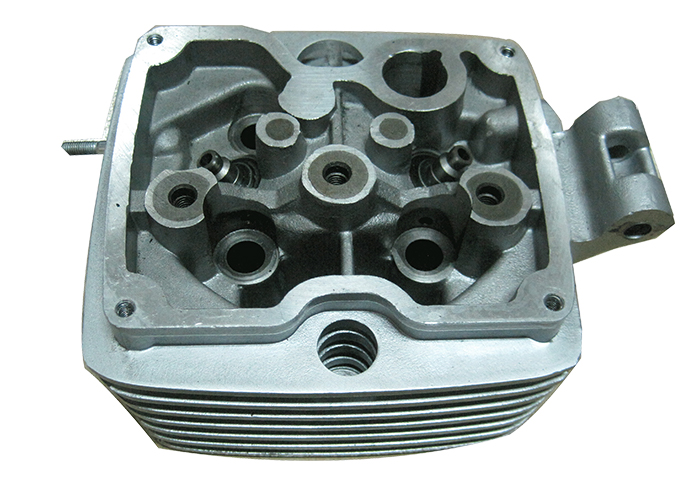 CYLINDER HEAD