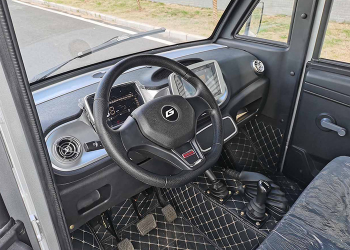 GLX300四轮车